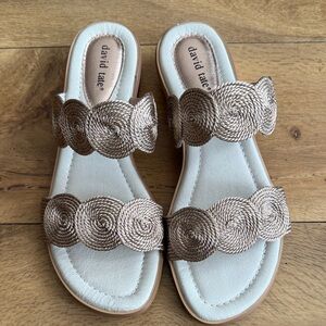 David Tate Women's metallic rose gold spiral Circle Sandals - 8.5 New